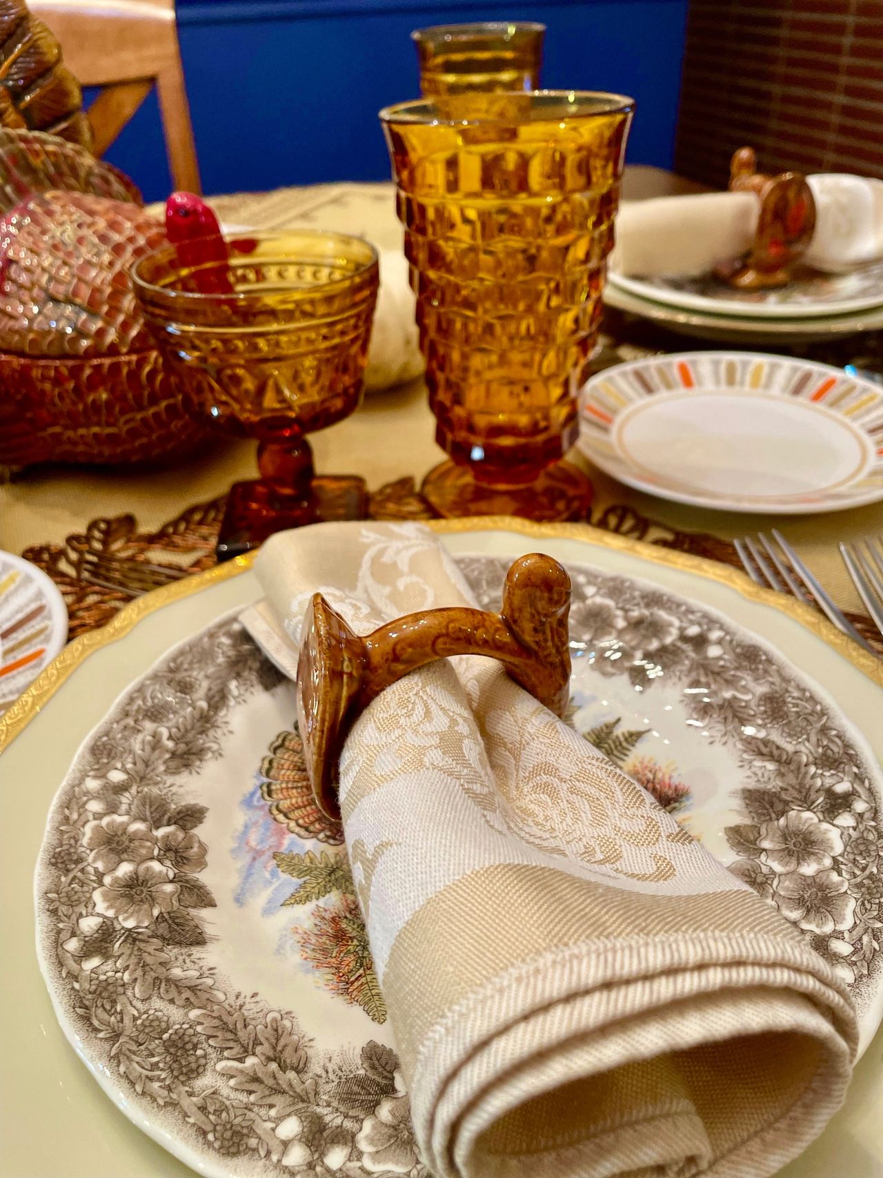 Turkey plates and napkin ring holder, assortment of plates and glasses
