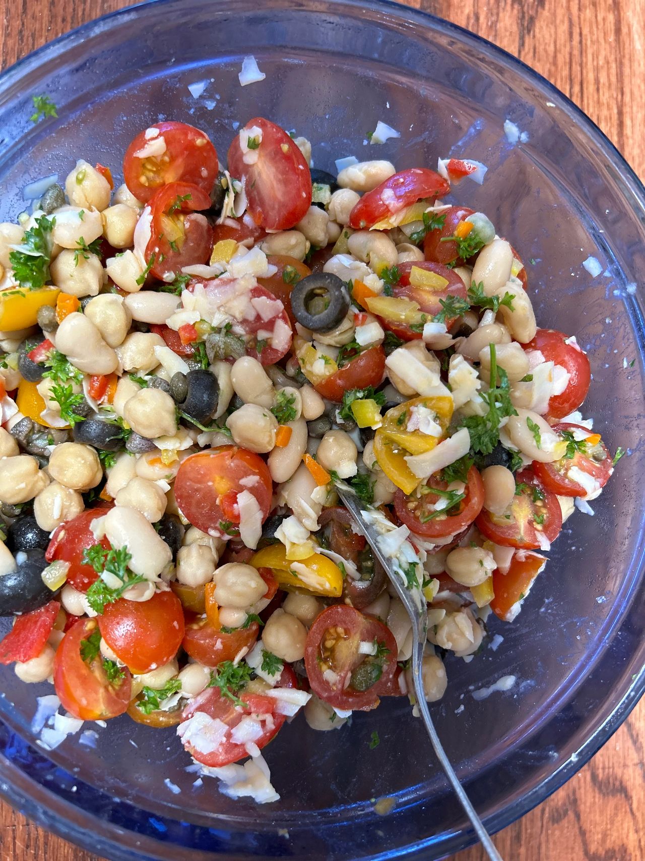 Cherry tomatoes and chickpea salad