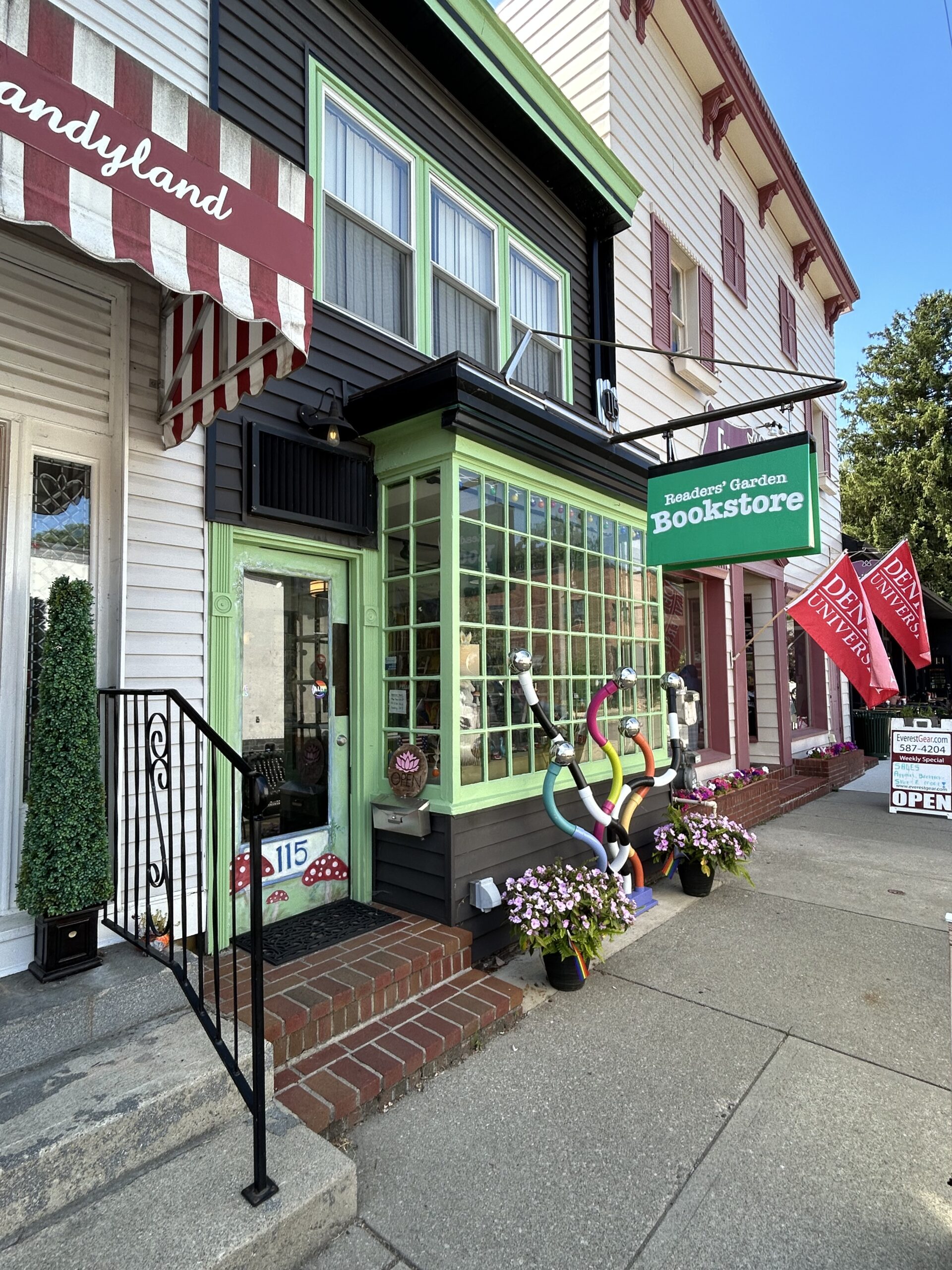 Shops in Granville, Ohio.